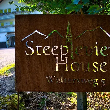 Apartment Steepleview House, Schwarzwaldblick - Spacious & Peaceful